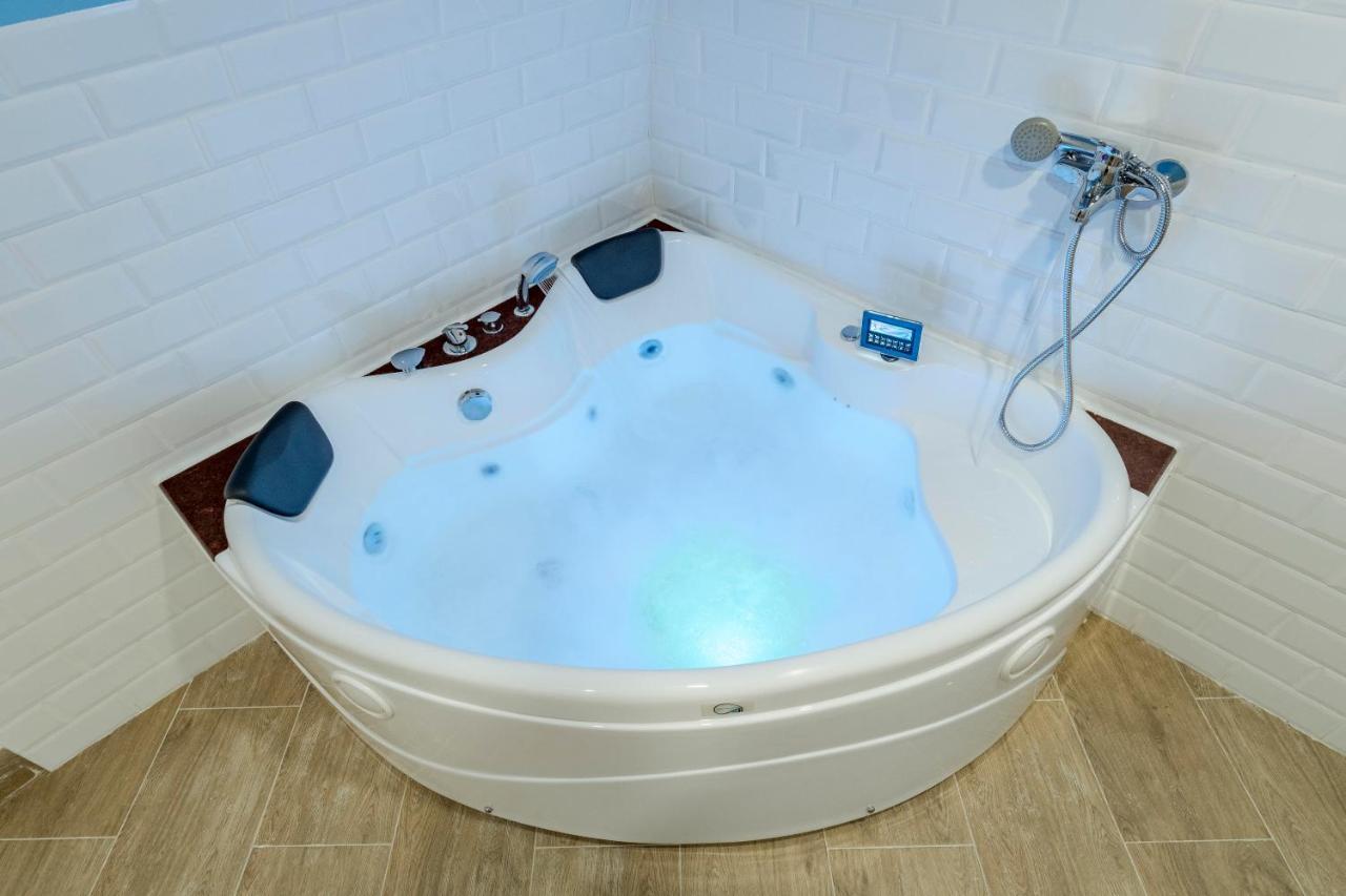 El Triangulo Del Arte - Jacuzzi Daire Madrid Dış mekan fotoğraf