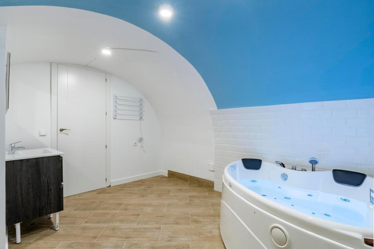 El Triangulo Del Arte - Jacuzzi Daire Madrid Dış mekan fotoğraf