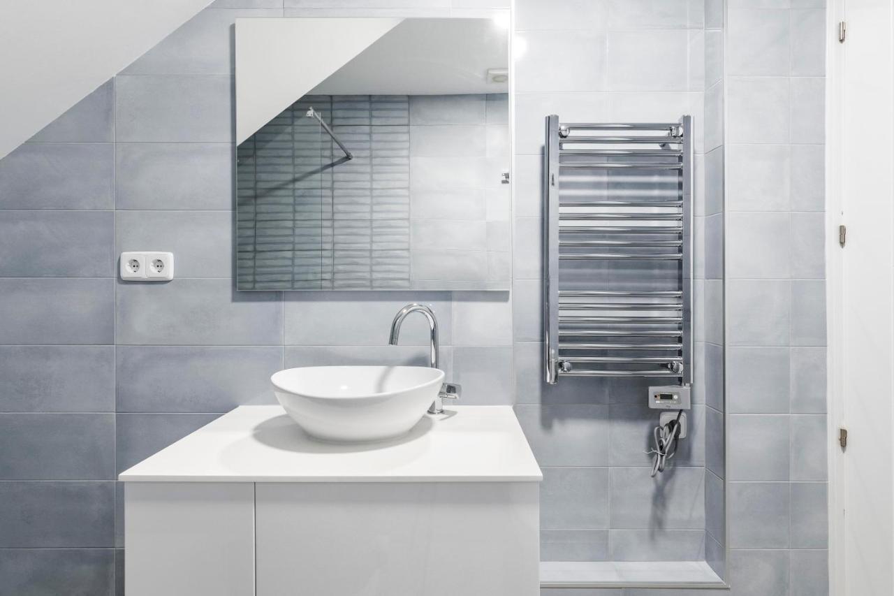 El Triangulo Del Arte - Jacuzzi Daire Madrid Dış mekan fotoğraf